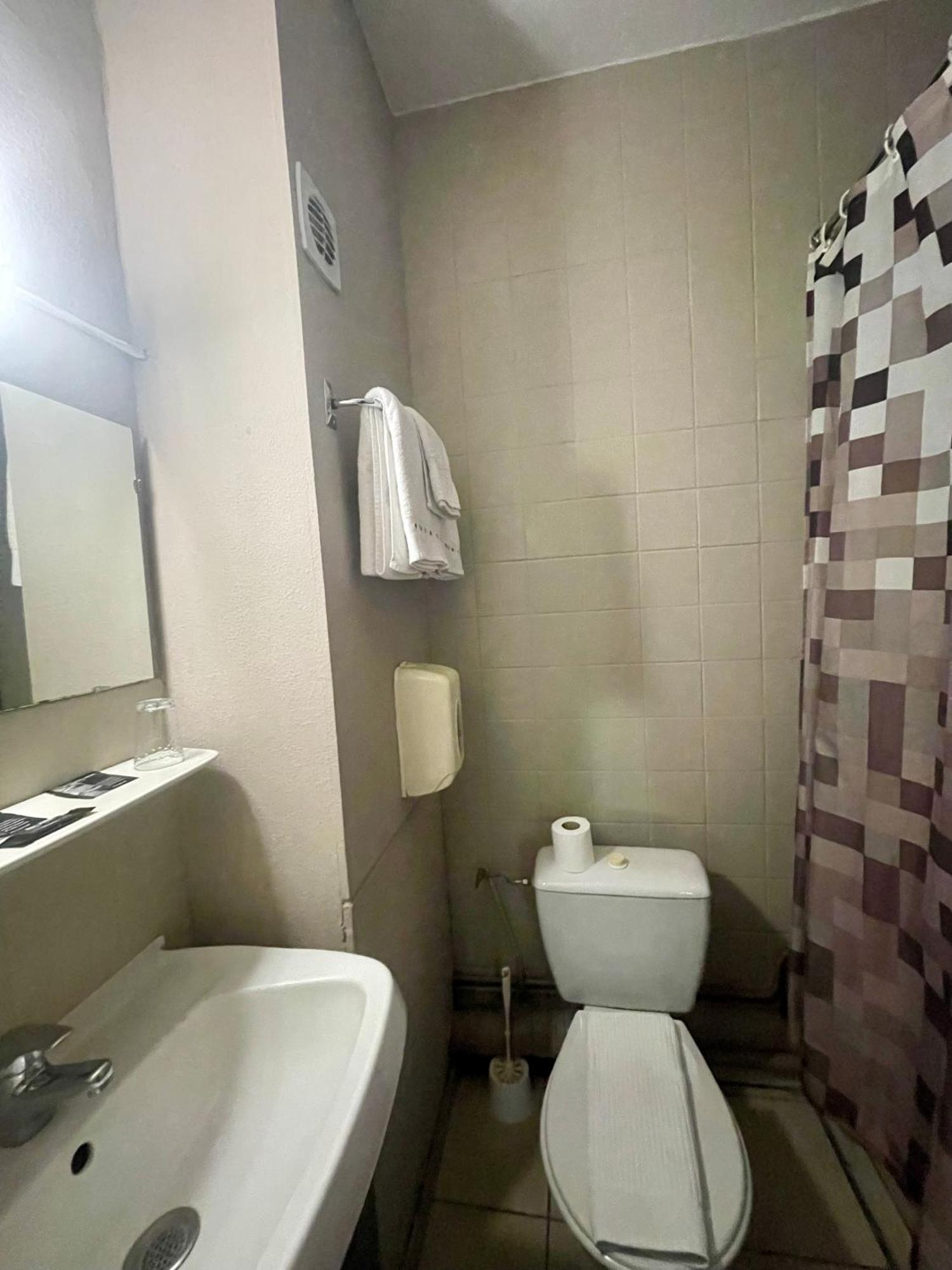 Hotel Alexander Perpignan Eksteriør billede